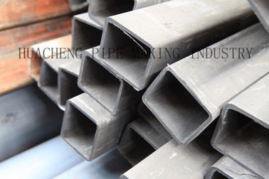 Chine Cavité en acier rectangulaire soudée structurelle de tube pour la construction fournisseur