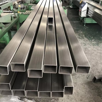 Un bon prix. 304 tube d'acier inoxydable soudé par finition de délié 304L pour la décoration de plafond de balustrade de balustrade en ligne