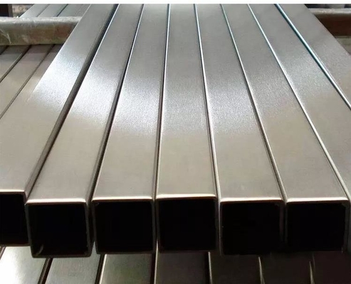 Un bon prix. Le tube carré de l'acier inoxydable 304 tuyau la section creuse laminée à froid pour la fabrication de papier en ligne