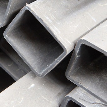 Un bon prix. ASTM A312 DN100 Q235 laminé à froid chaud a soudé le tube en acier rectangulaire pour l'industrie médicale de construction en ligne