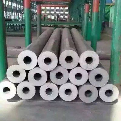 Tubes et tuyaux sans soudure, en acier d'ASTM A178 SA210 vernis pour l'industrie chimique