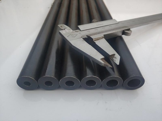tube en acier sans couture lumineux de point culminant étiré à froid de précision de 0.2mm 20# SS304 A335 pour des incidences