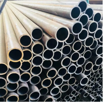 Un bon prix. 5.8-11.8m Tube sans soudure en acier au carbone allié inoxydable A179 A192 A213 étiré à froid pour échangeur de chaleur de chaudière en ligne