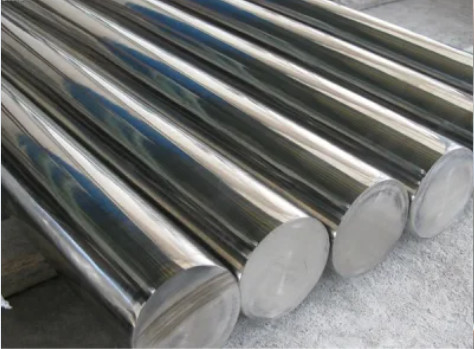 Un bon prix. 304 316 316L SST330 Barre brillante en acier inoxydable laminée à chaud pour équipement mécanique en ligne