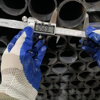 Un bon prix. Peinture noire tube sans couture tiré à froid avec paroi épaisse et état de livraison en ligne