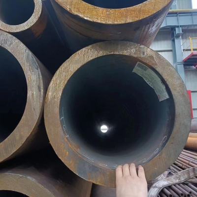 Pipe sans soudure ronde ou carrée en acier inoxydable 304 à surface poli pour le pliage
