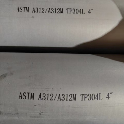 Un bon prix. Tuyau sans soudure en acier inoxydable ASTM TP304L, finition mate décapée à l'acide pour la décoration architecturale en ligne