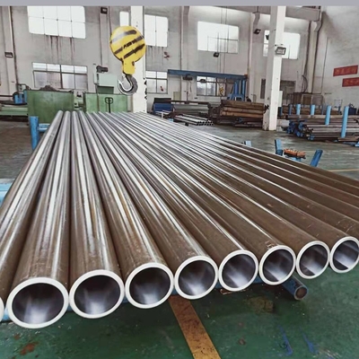 Un bon prix. Tuyau étiré à froid en acier sans couture de tube de cylindre hydraulique de tuyau d'acier de St52 Bks en ligne