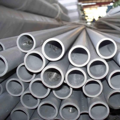 Un bon prix. Acier allié sans couture étiré à froid TubeASTM A213 ASME A213, tubes en acier de chaudière biseautée 0,8 millimètres - 15 millimètres d'épaisseur en ligne