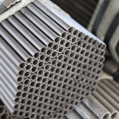 Tuyau sans couture de ferrite ASME SA213 - 10a DIN 17175 15Mo3/13CrMo44 d'alliage de tube d'acier au carbone